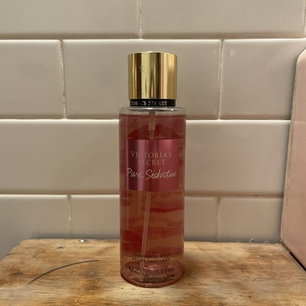 Victoria's Secret - Victoria's Secret Fragrance Mist Pure Seduction Full Size 250ml